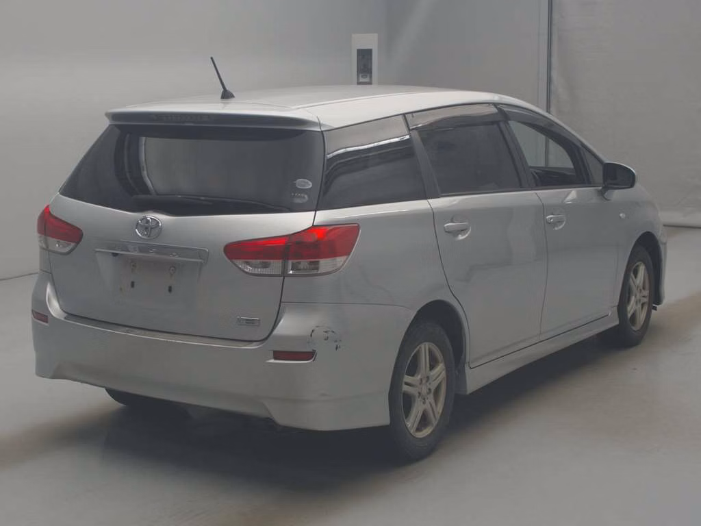 TOYOTA WISH