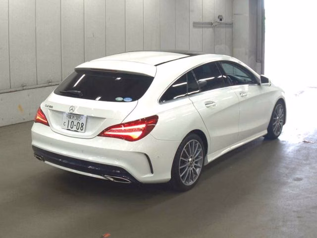 MERCEDES-BENZ CLA-CLASS