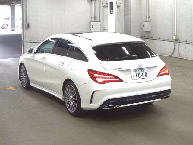 MERCEDES-BENZ CLA-CLASS