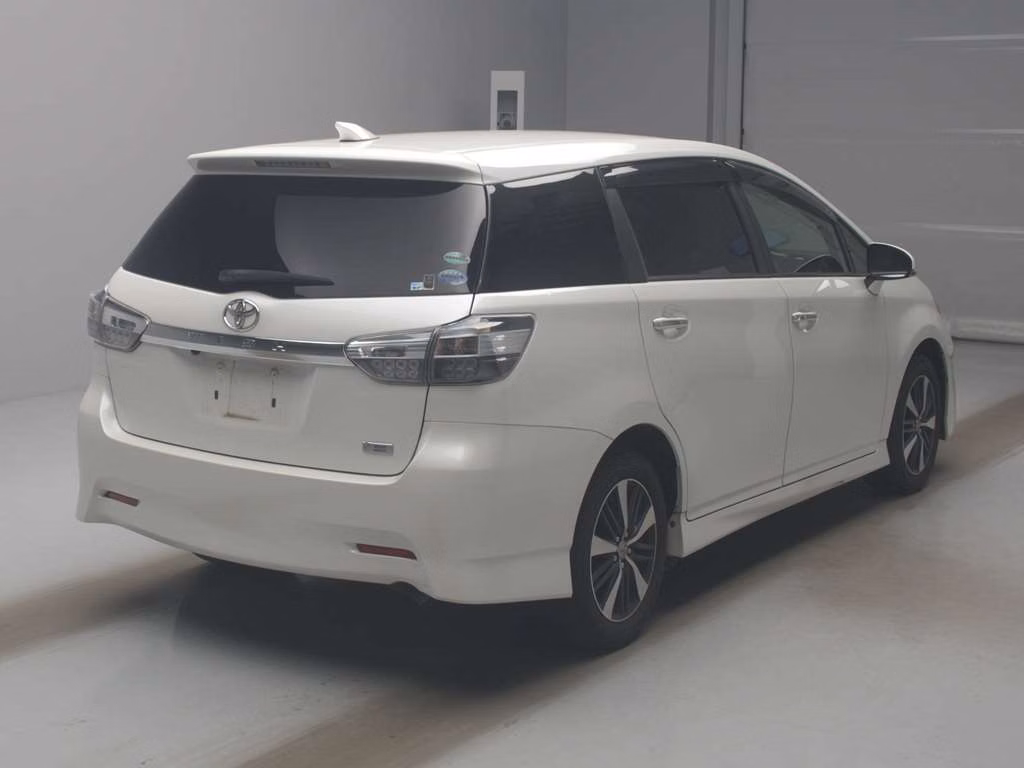 TOYOTA WISH
