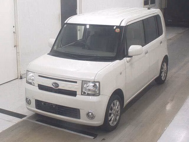 DAIHATSU MOVE CONTE