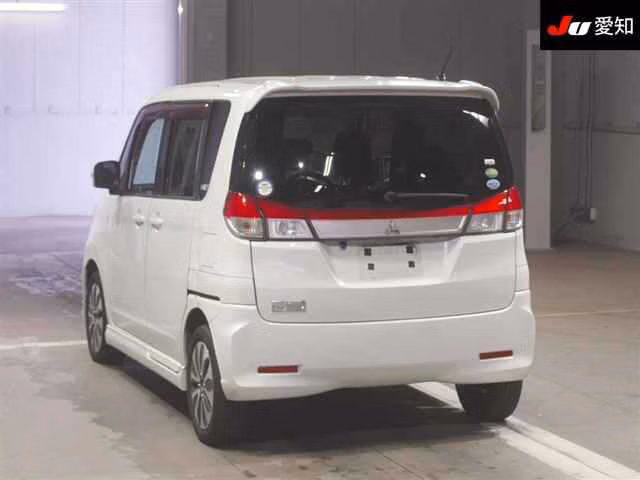 MITSUBISHI DELICA D:2