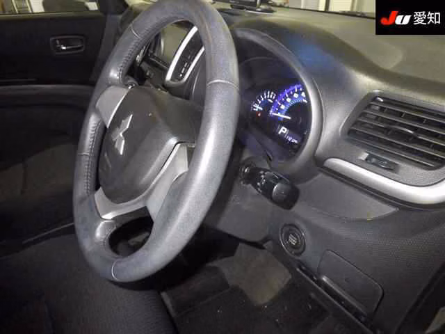 MITSUBISHI DELICA D:2