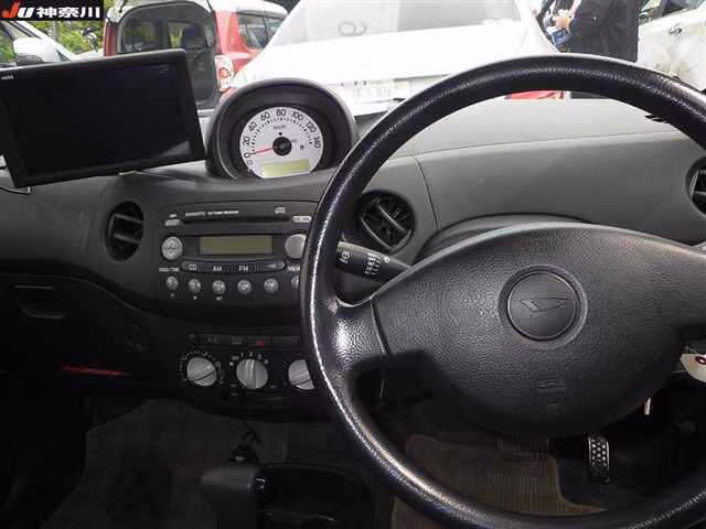 DAIHATSU ESSE