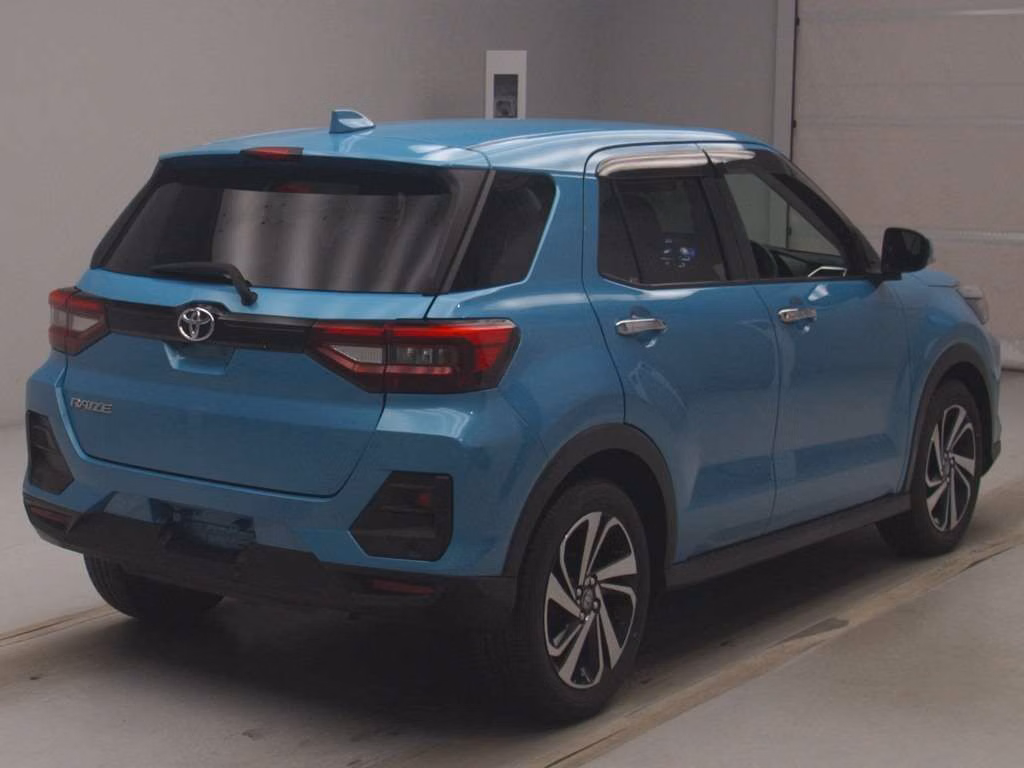 TOYOTA RAIZE