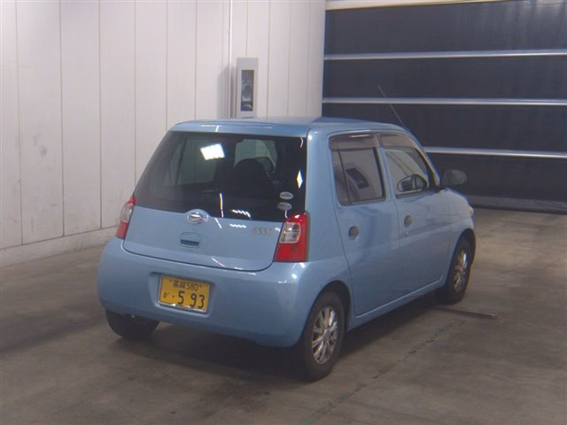 DAIHATSU ESSE