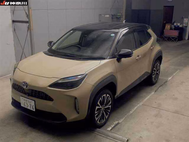 TOYOTA YARIS CROSS