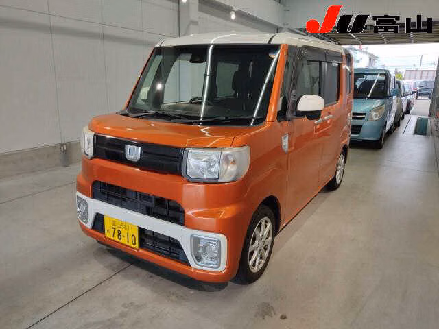 DAIHATSU WAKE