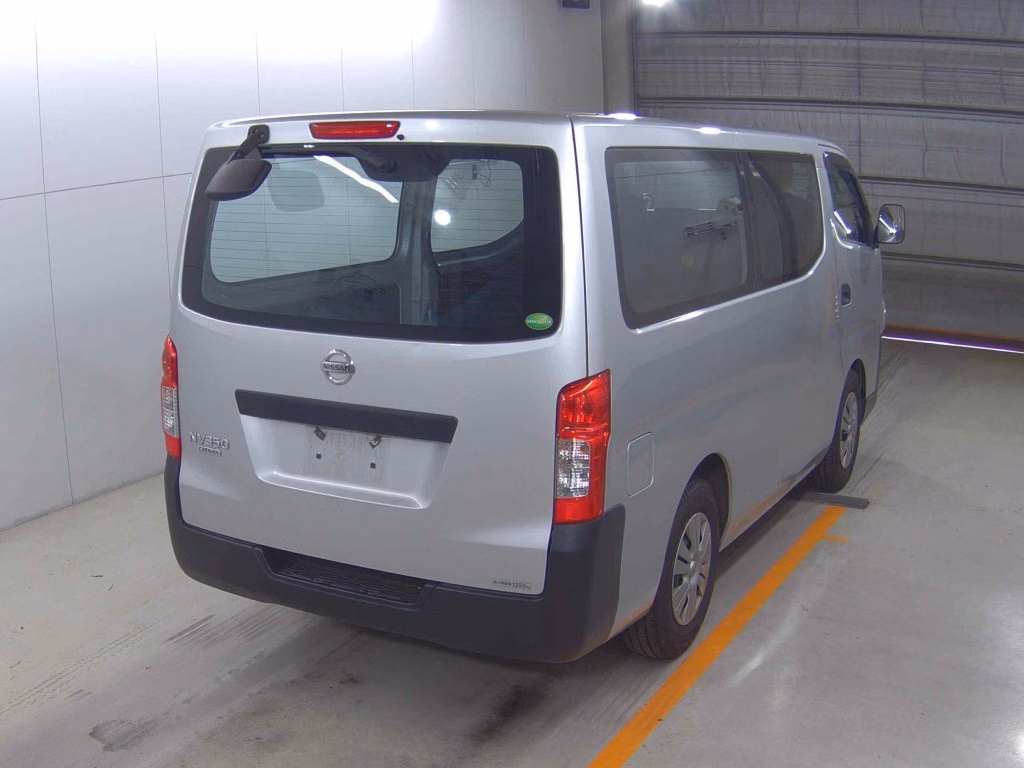 NISSAN NV350 CARAVAN