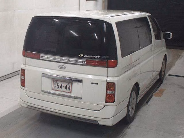 NISSAN ELGRAND