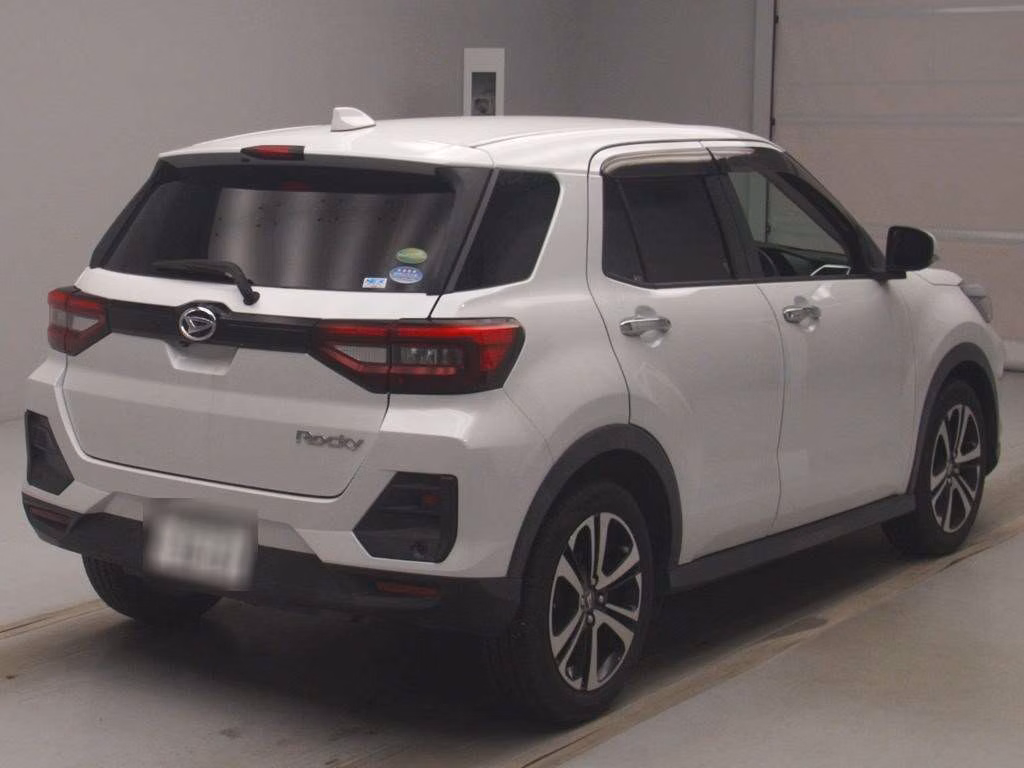 DAIHATSU ROCKY