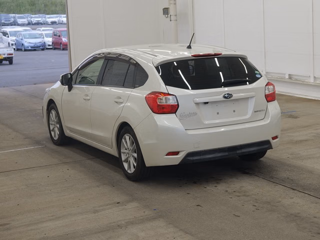 SUBARU IMPREZA