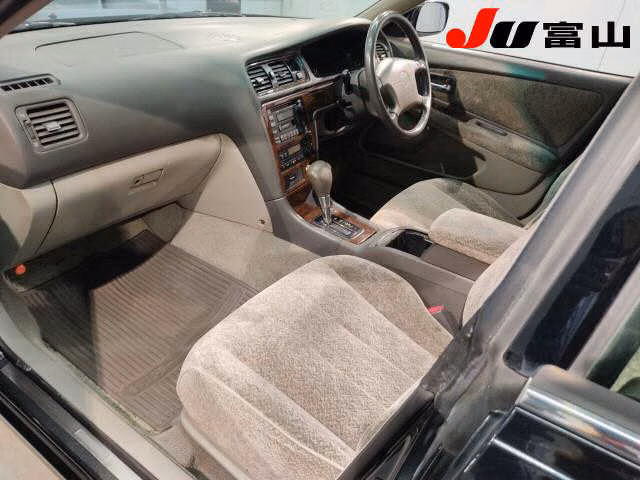 TOYOTA MARK II
