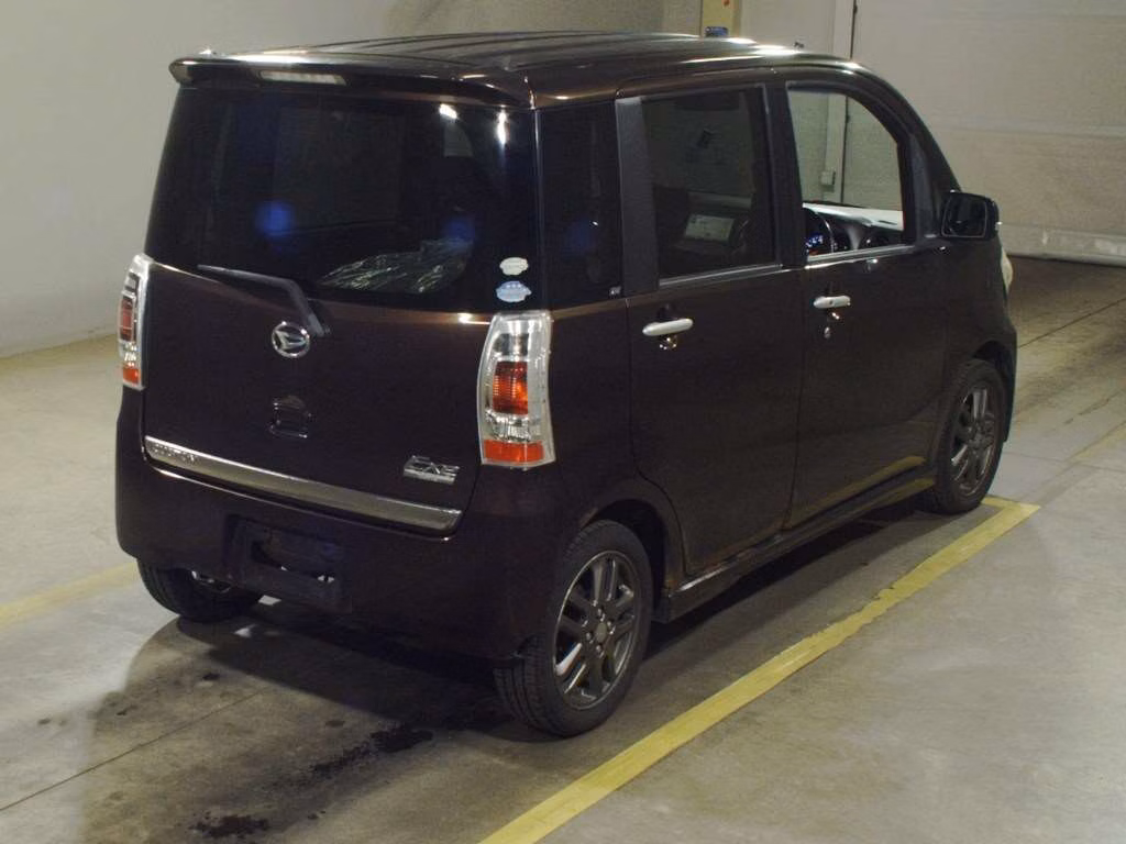 DAIHATSU TANTO EXE