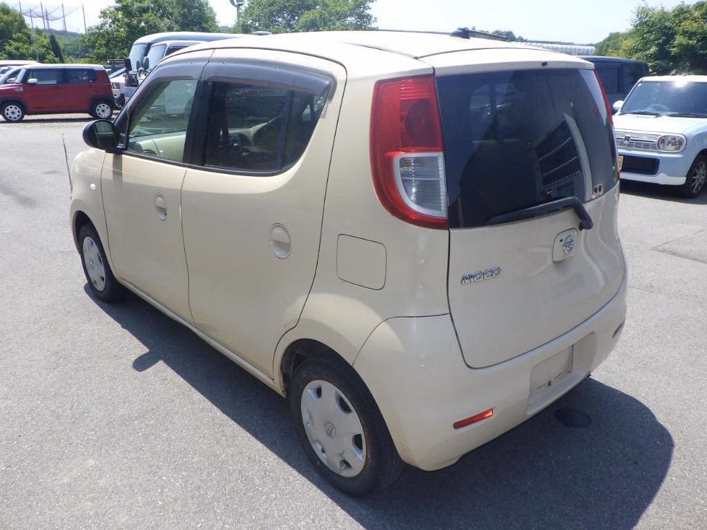 NISSAN MOCO