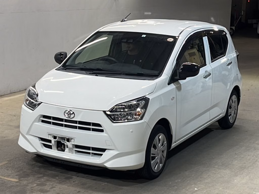 TOYOTA PIXIS EPOCH
