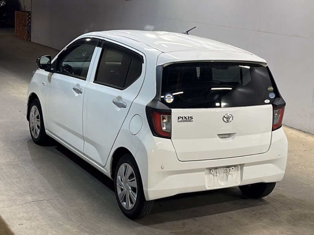 TOYOTA PIXIS EPOCH