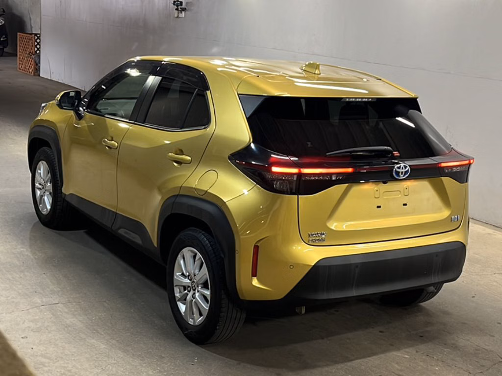 TOYOTA YARIS CROSS