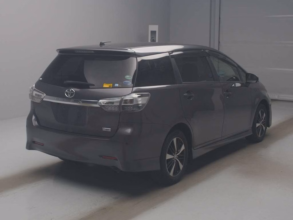 TOYOTA WISH