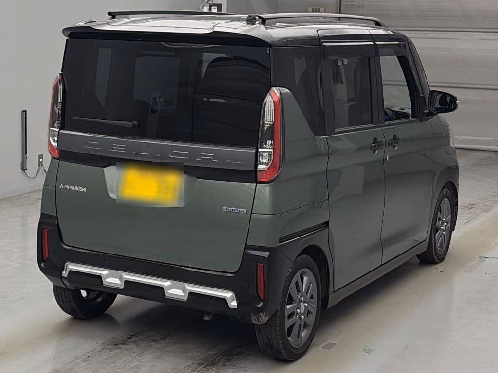 MITSUBISHI DELICA MINI