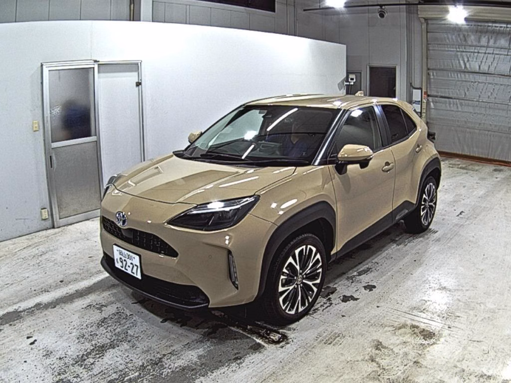 TOYOTA YARIS CROSS