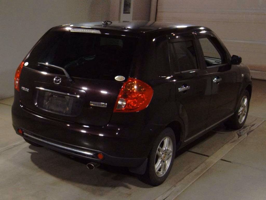 MAZDA VERISA