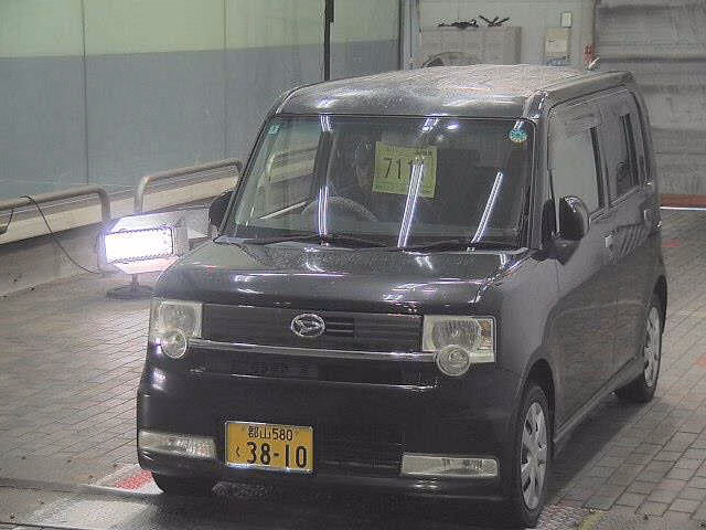DAIHATSU MOVE CONTE