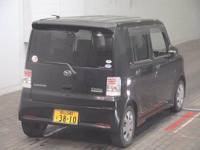 DAIHATSU MOVE CONTE