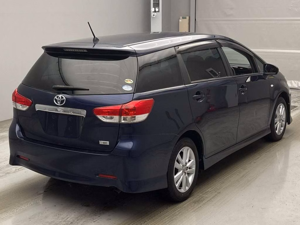 TOYOTA WISH