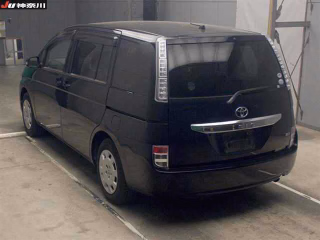 TOYOTA ISIS