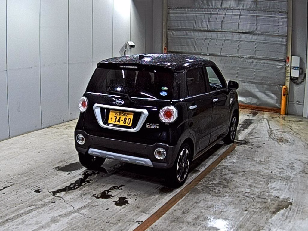 DAIHATSU CAST