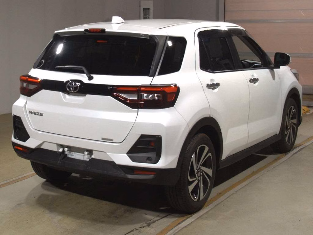 TOYOTA RAIZE