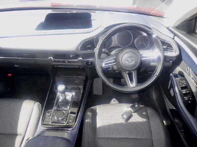 MAZDA CX-30