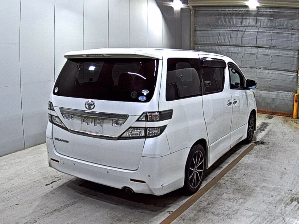 TOYOTA VELLFIRE