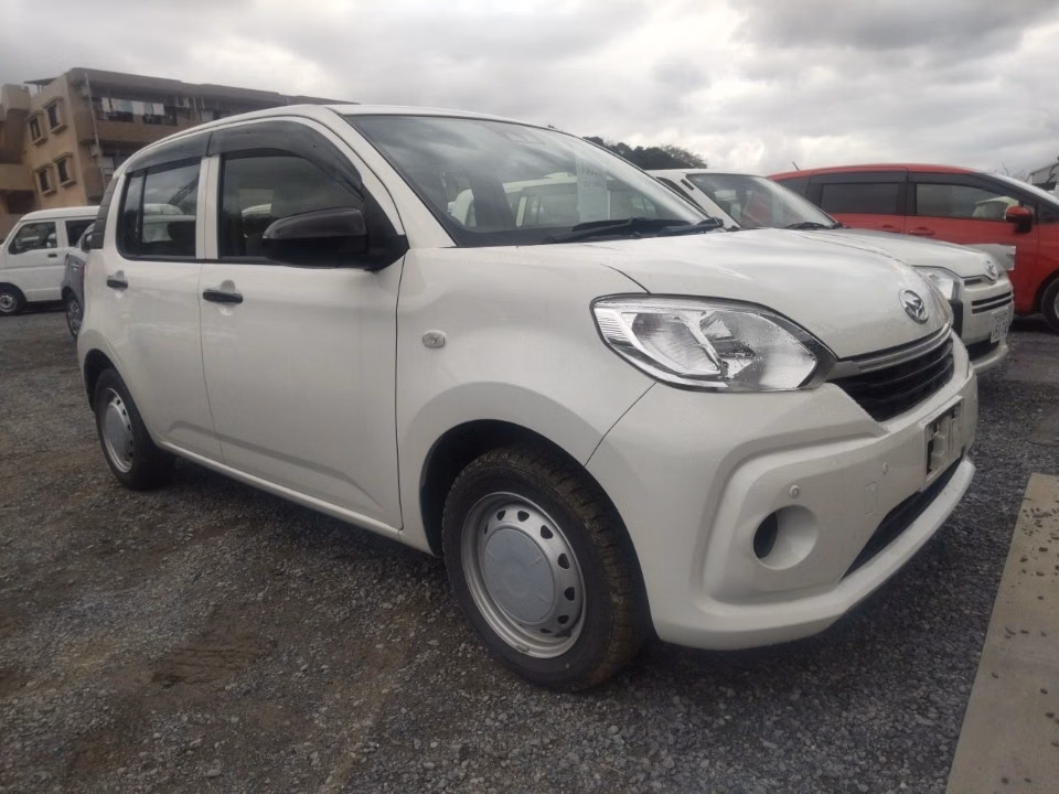 DAIHATSU BOON