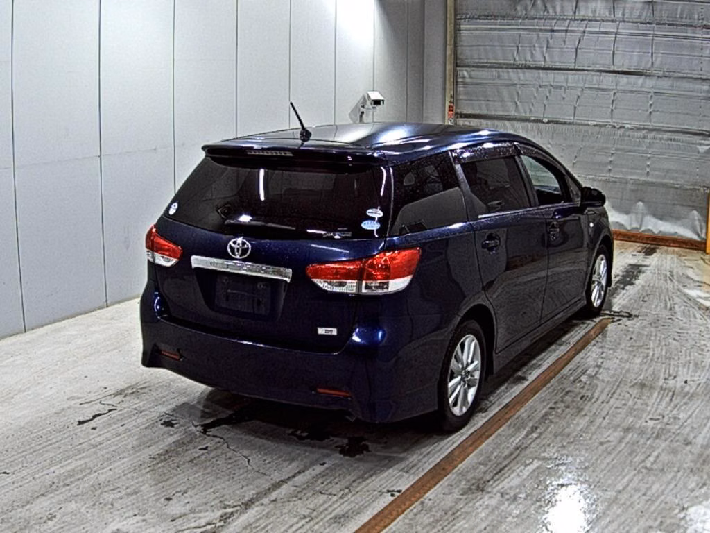 TOYOTA WISH