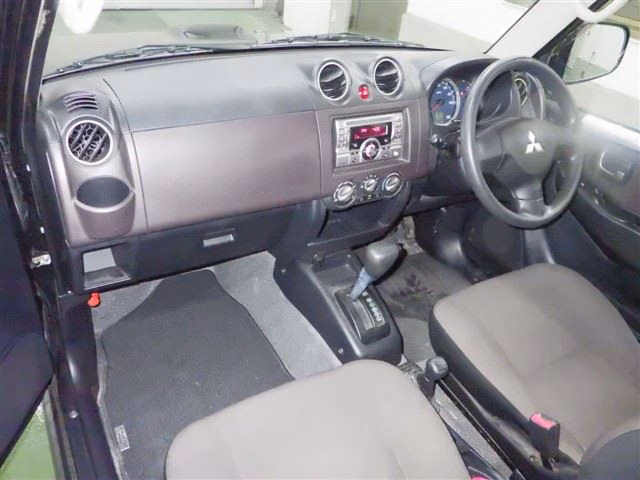 MITSUBISHI PAJERO MINI
