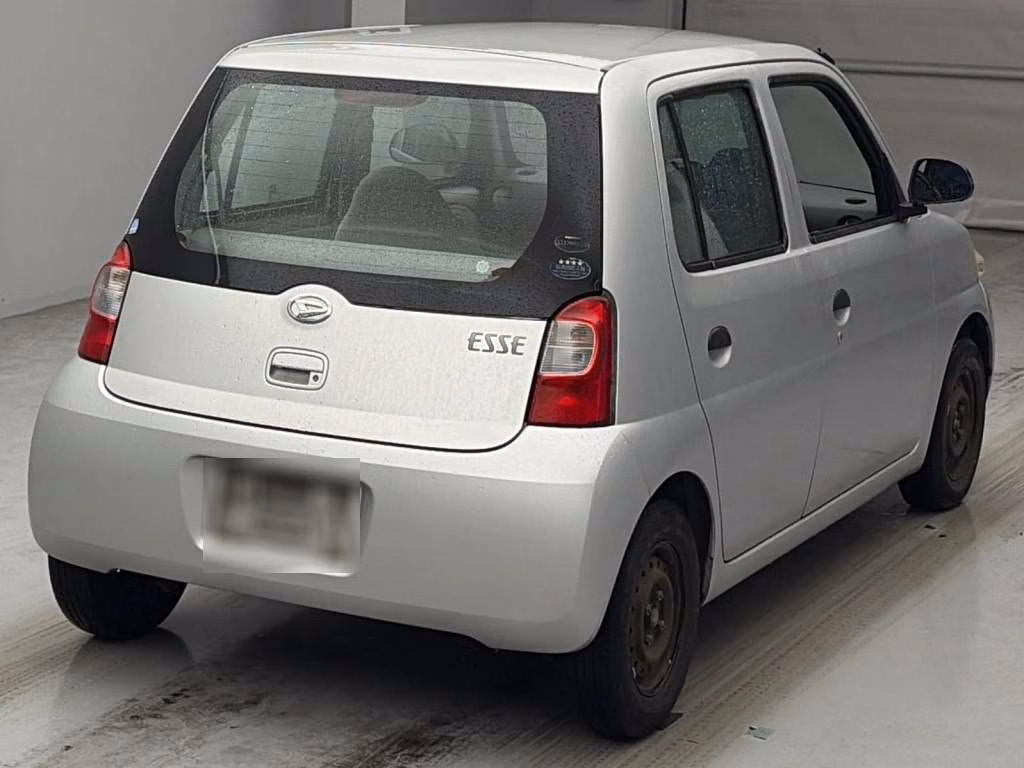 DAIHATSU ESSE