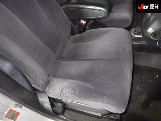 NISSAN TIIDA LATIO