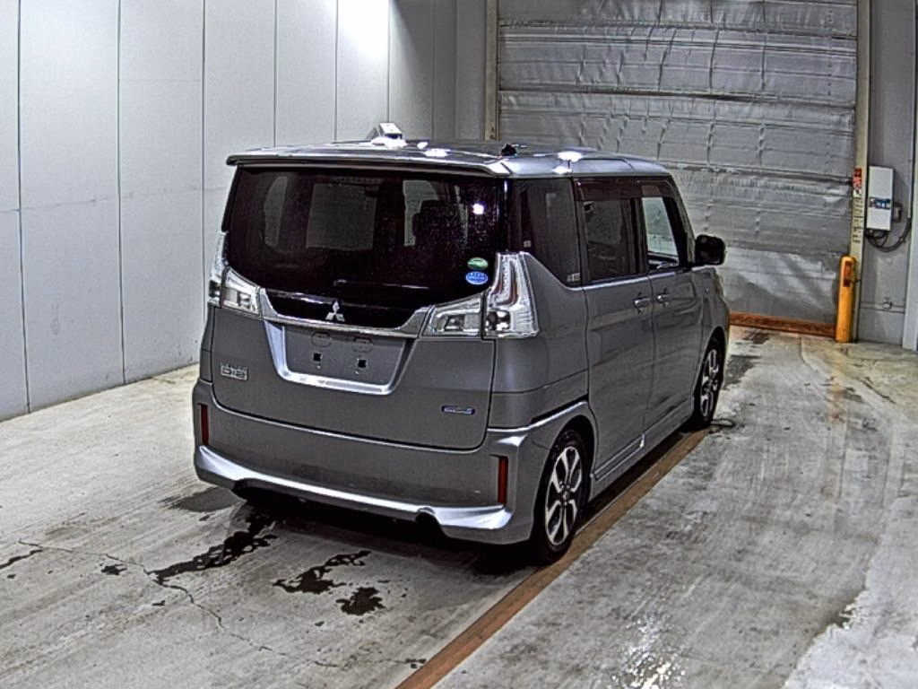 MITSUBISHI DELICA D:2