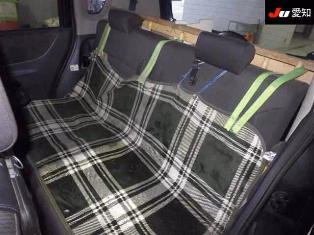 MITSUBISHI DELICA D:2