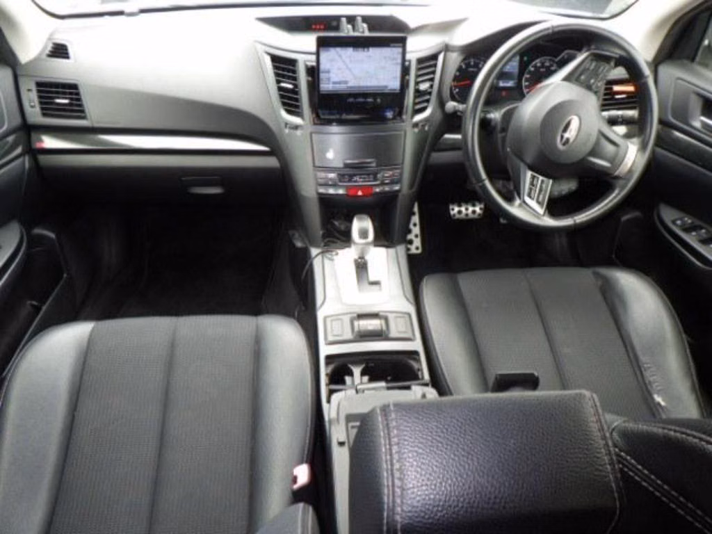 SUBARU LEGACY