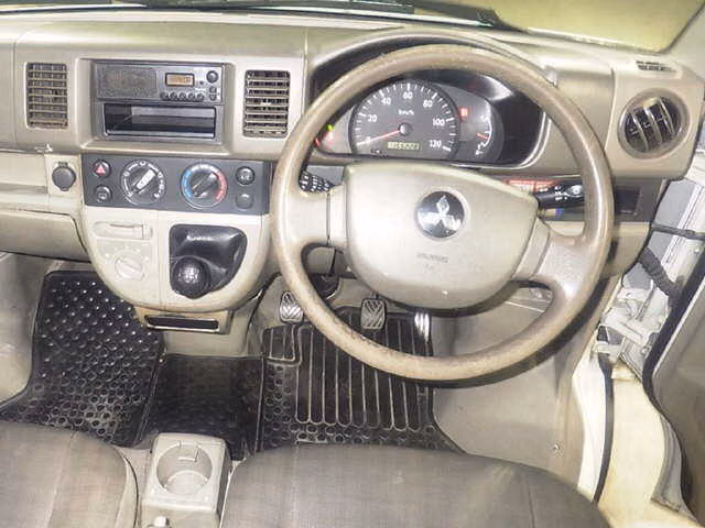 MITSUBISHI MINICAB