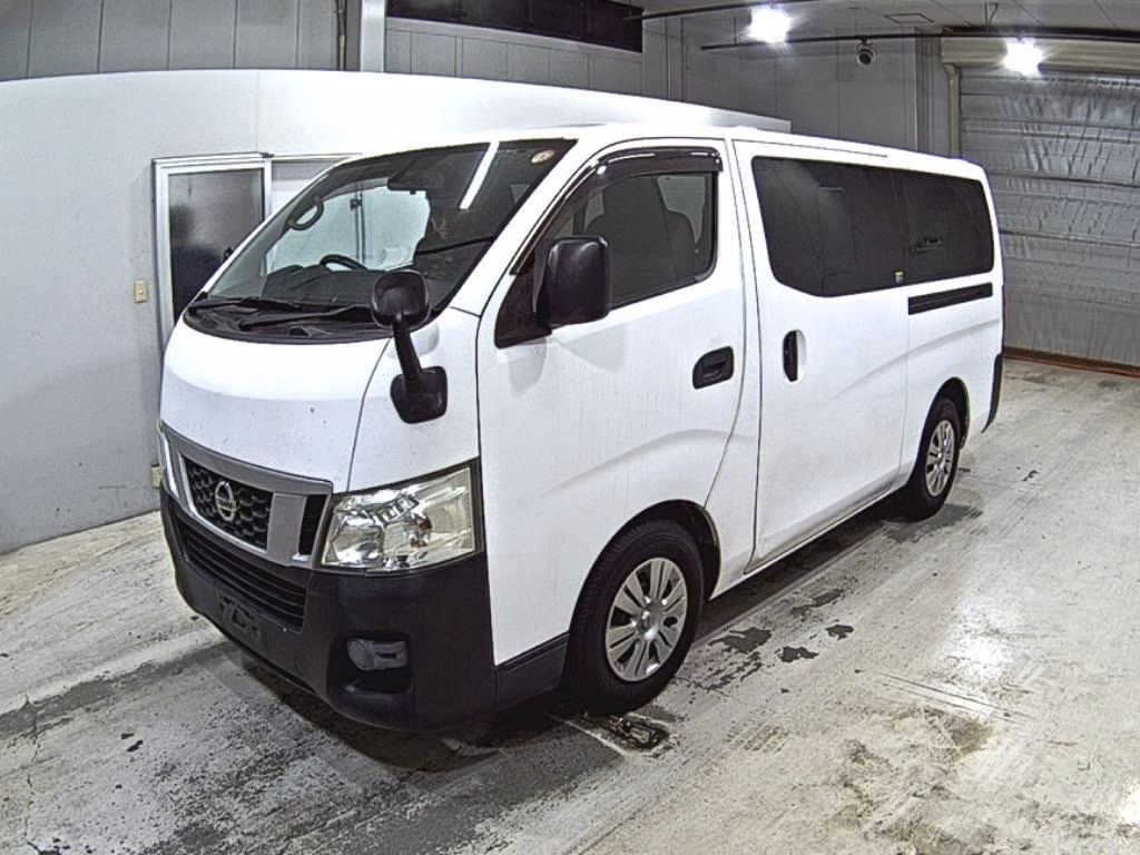 NISSAN NV350 CARAVAN