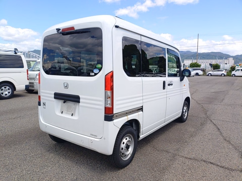 HONDA N-VAN