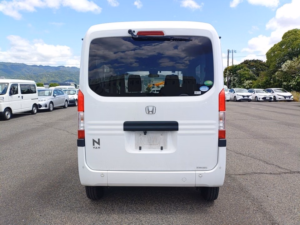 HONDA N-VAN
