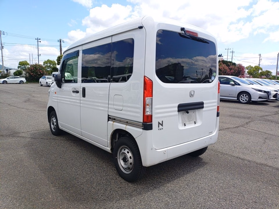 HONDA N-VAN