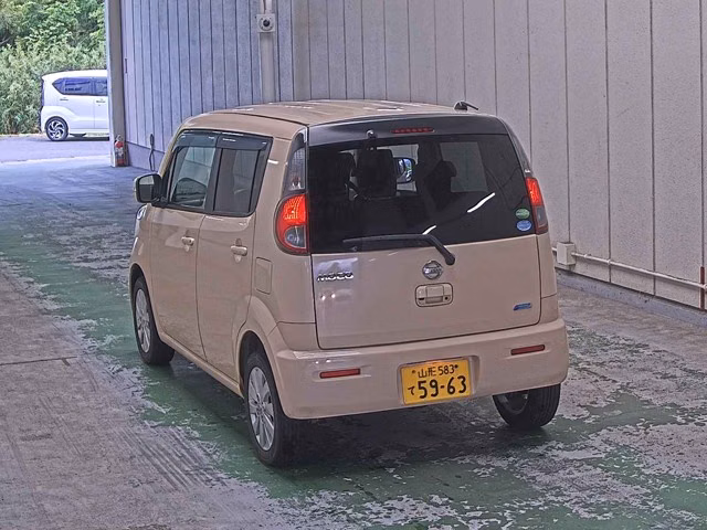 NISSAN MOCO
