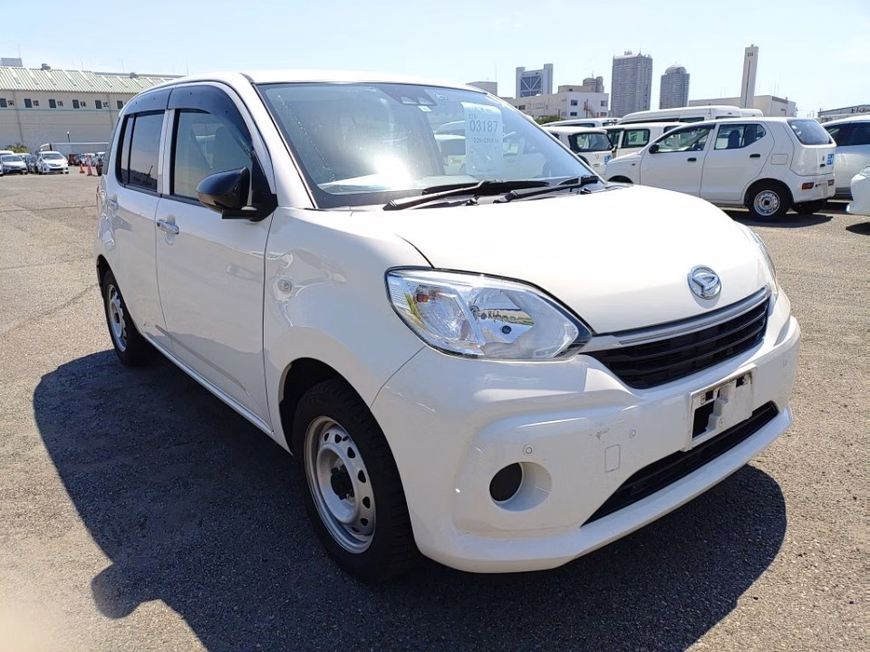 DAIHATSU BOON