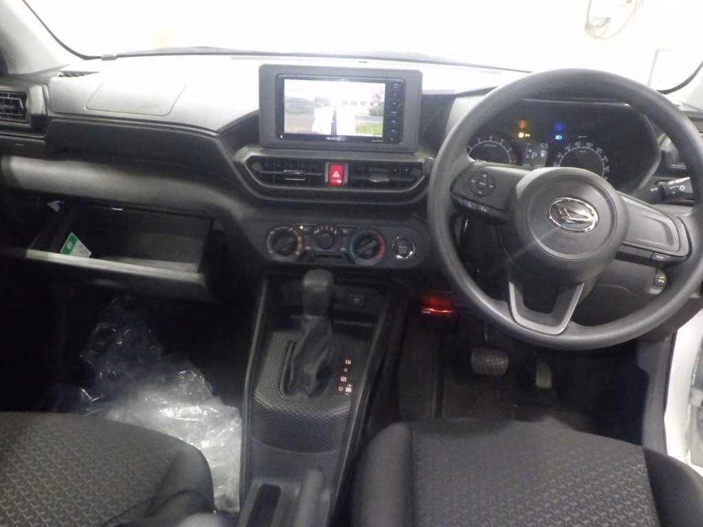 DAIHATSU ROCKY